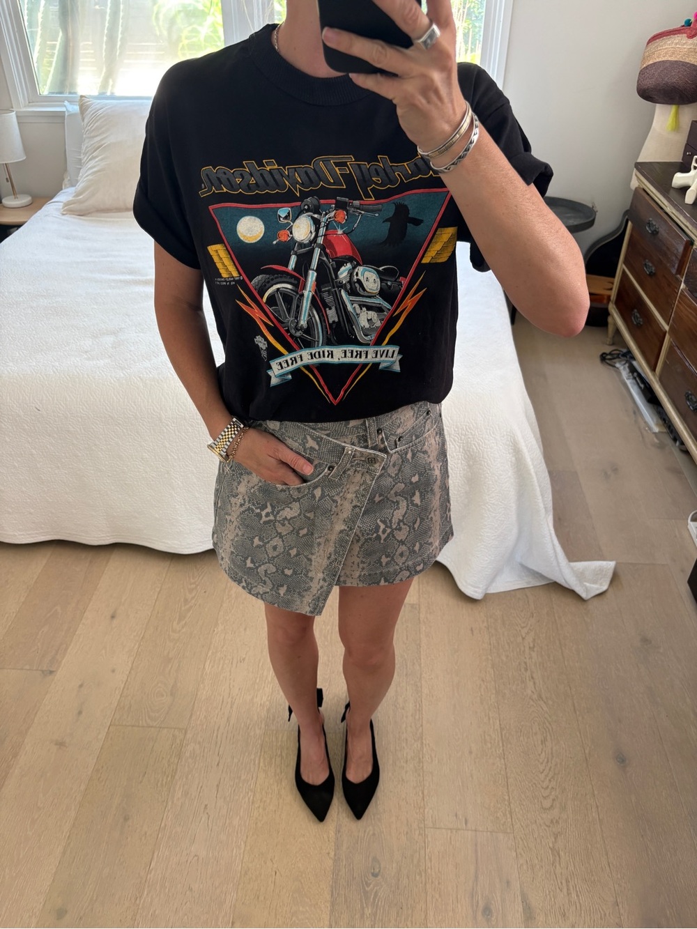Vintage Harley-Davidson Black Graphic Motorcycle Tee